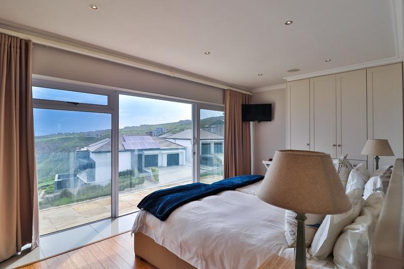 4 Bedroom Property for Sale in Pinnacle Point Golf Estate Western Cape